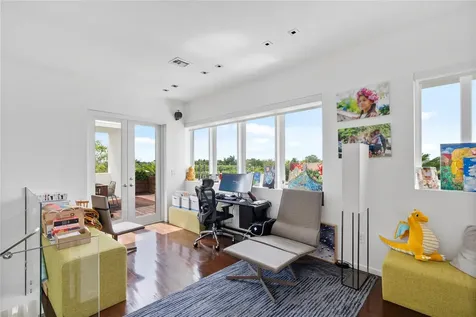 6001 Laguna Path Miami Beach FL 33141