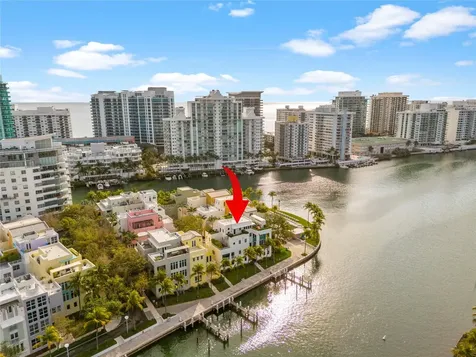 6001 Laguna Path Miami Beach FL 33141