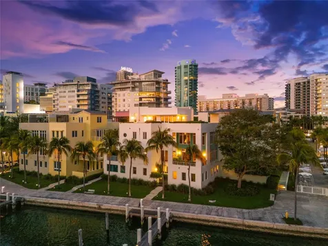 6001 Laguna Path Miami Beach FL 33141