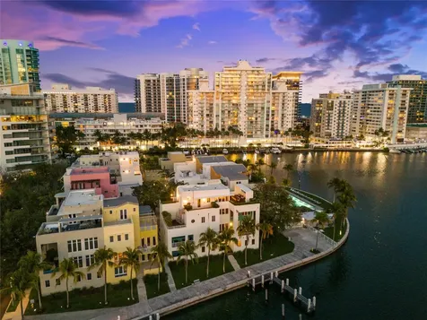 6001 Laguna Path Miami Beach FL 33141