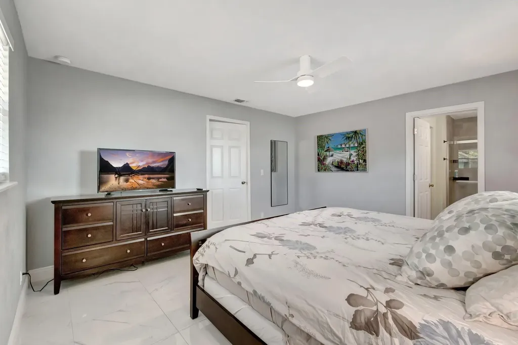 710 SE 3rd Avenue Delray Beach FL 33483