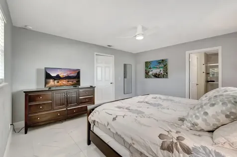 710 SE 3rd Avenue Delray Beach FL 33483