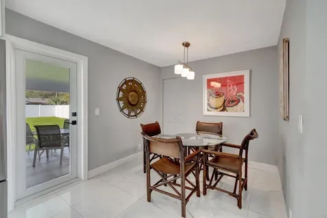 710 SE 3rd Avenue Delray Beach FL 33483