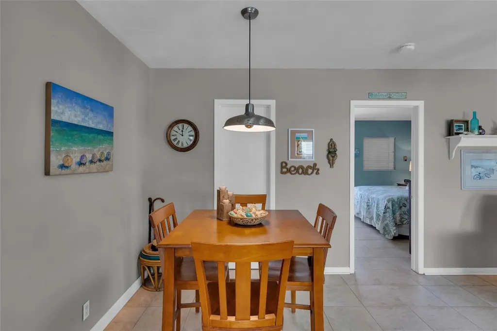 11 SW 4th Avenue Boca Raton FL 33432