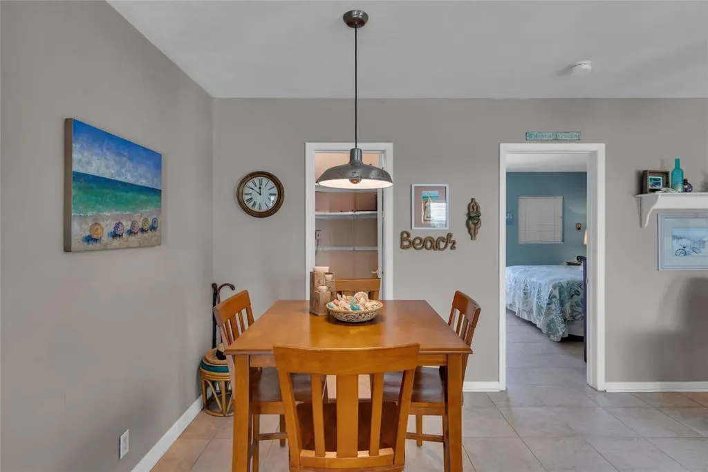 11 SW 4th Avenue Boca Raton FL 33432