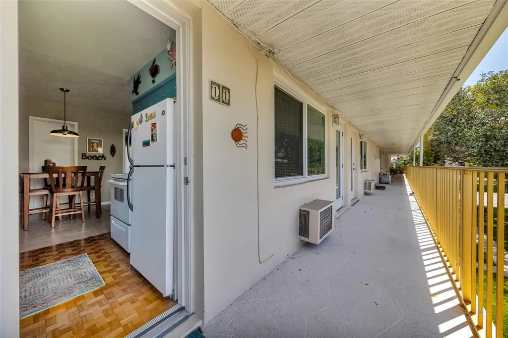 11 SW 4th Avenue Boca Raton FL 33432