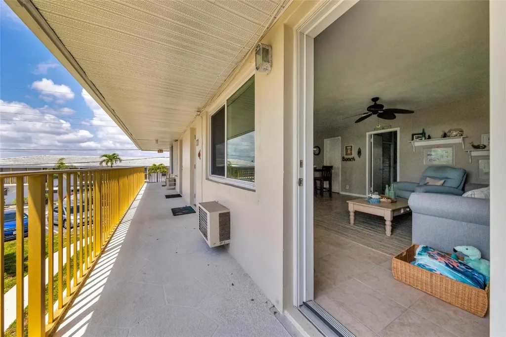 11 SW 4th Avenue Boca Raton FL 33432
