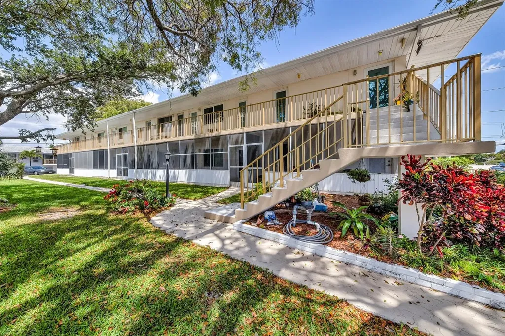 11 SW 4th Avenue Boca Raton FL 33432