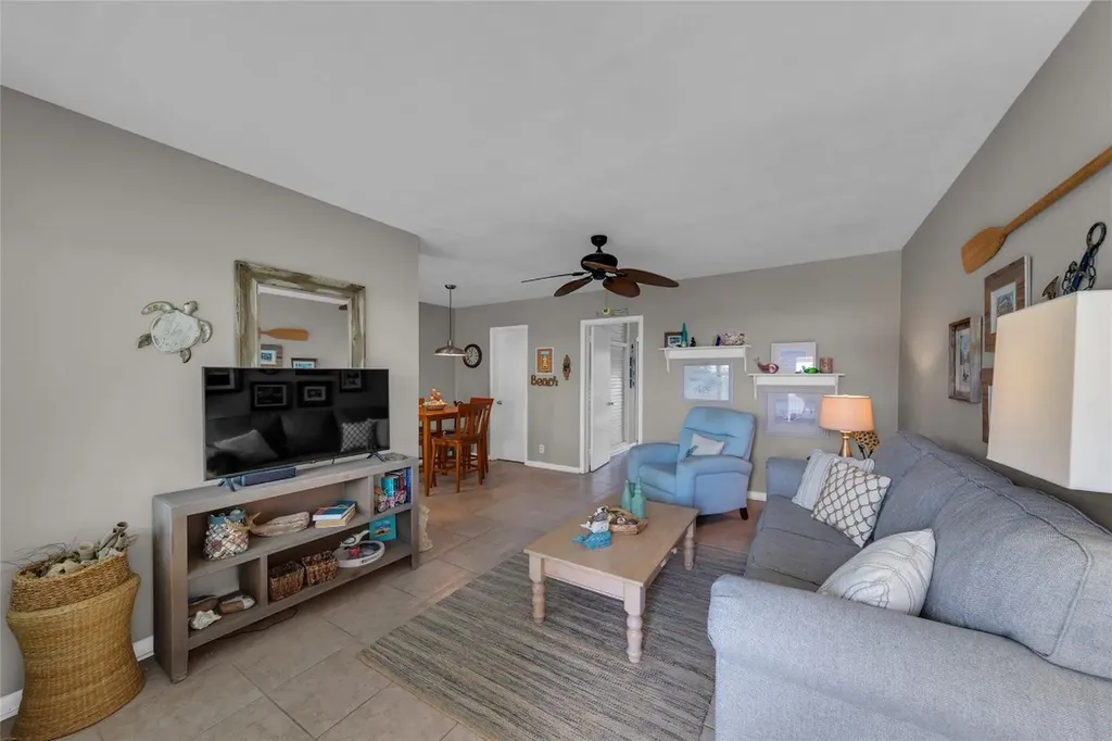 11 SW 4th Avenue Boca Raton FL 33432