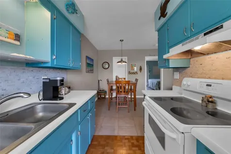 11 SW 4th Avenue Boca Raton FL 33432