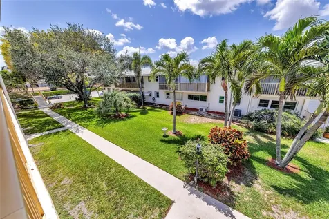 11 SW 4th Avenue Boca Raton FL 33432