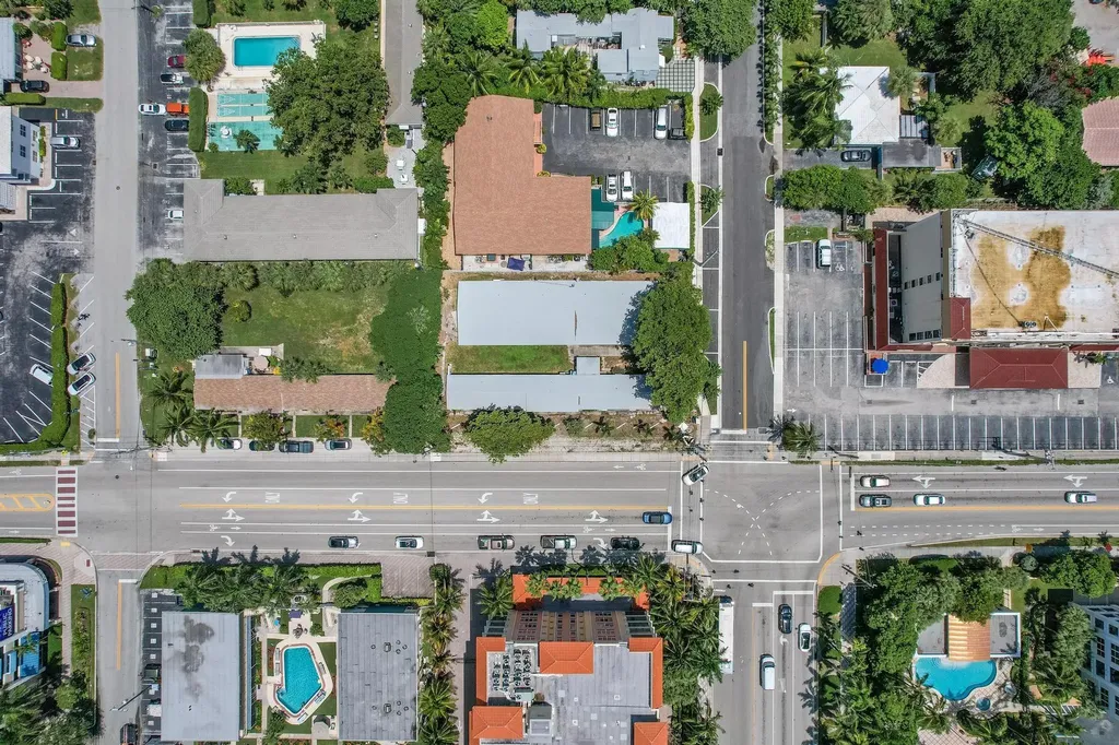 10 NE 20th Avenue Deerfield Beach FL 33441
