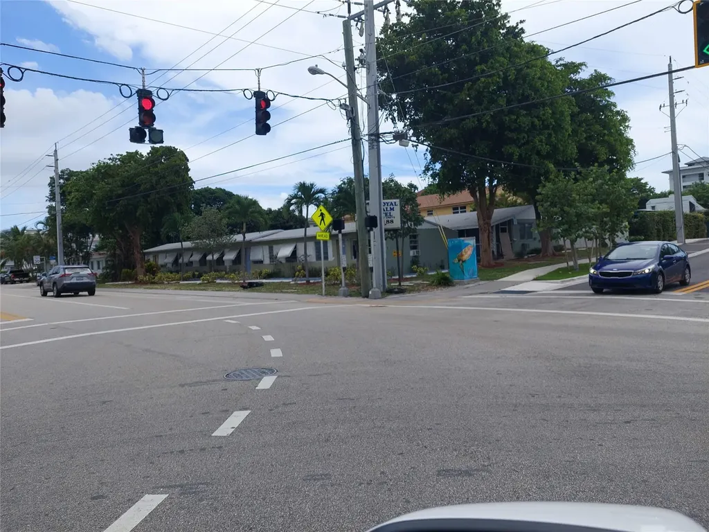 10 NE 20th Avenue Deerfield Beach FL 33441