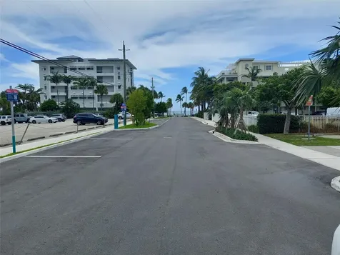 10 NE 20th Avenue Deerfield Beach FL 33441