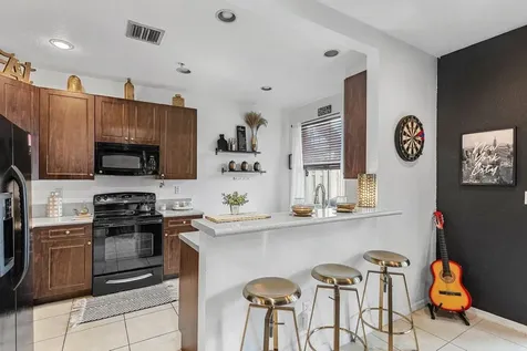 2851 W Prospect Road Tamarac FL 33309