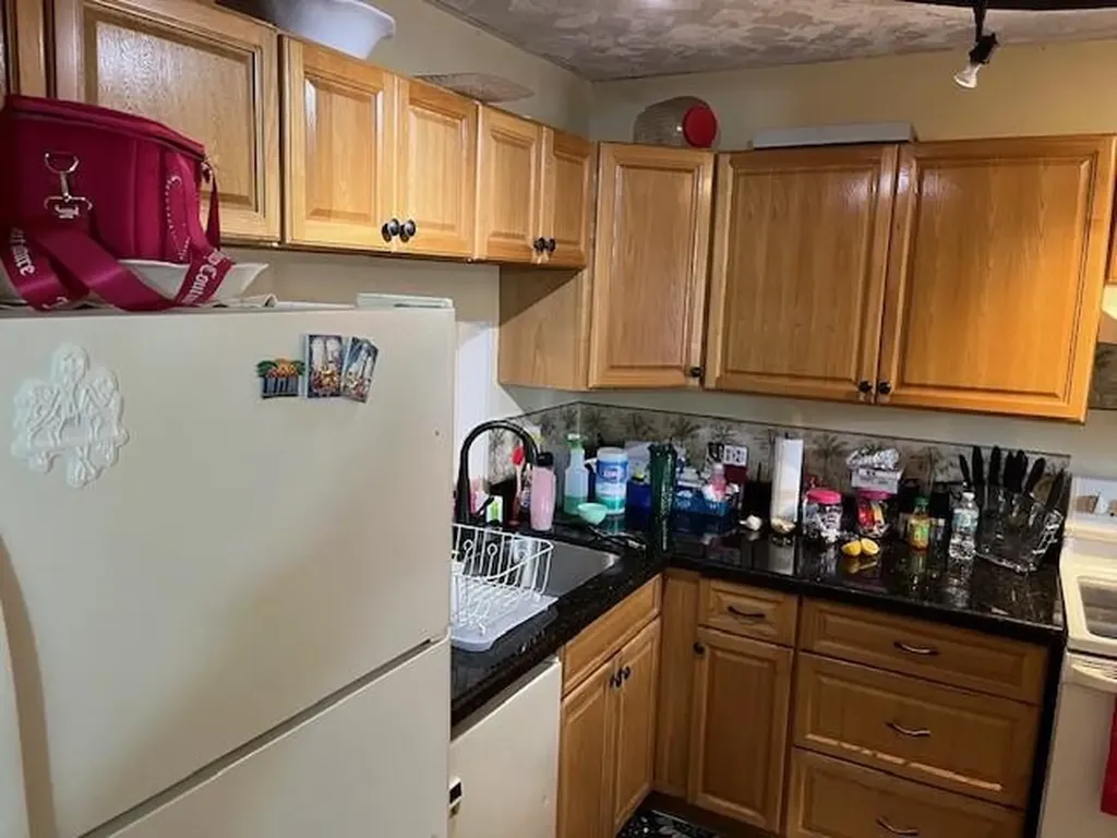 9330 Lagoon Place Davie FL 33324
