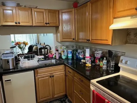 9330 Lagoon Place Davie FL 33324