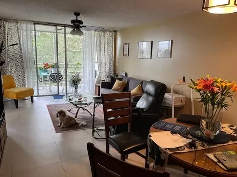 9330 Lagoon Place Davie FL 33324