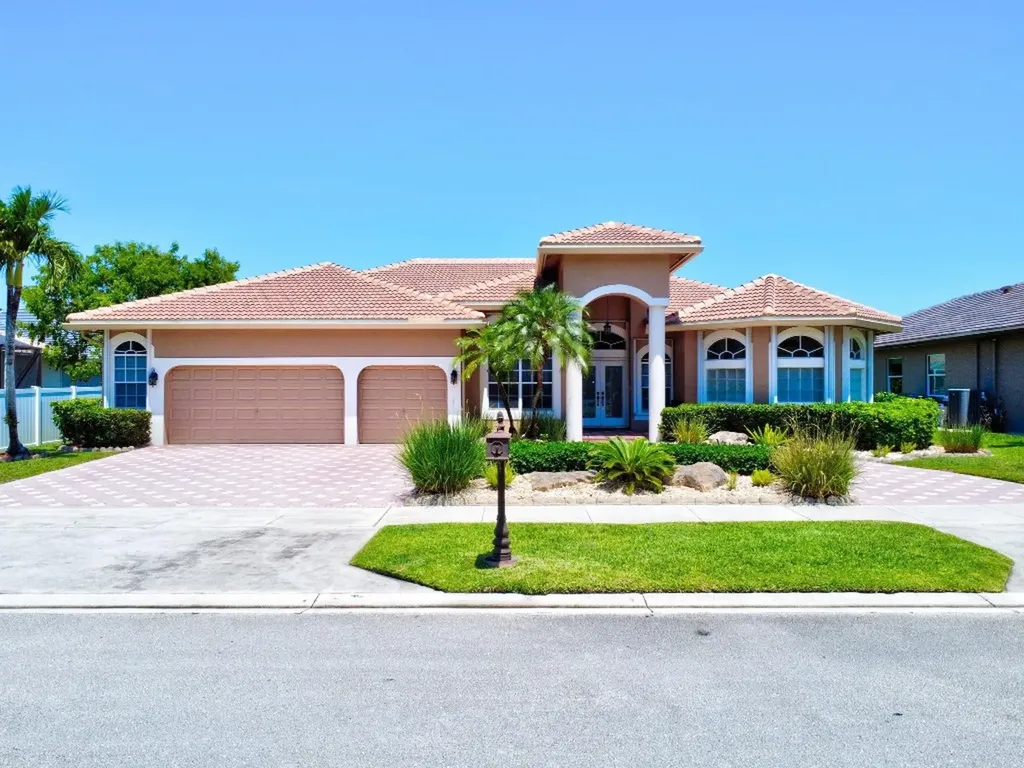 3740 NW 89th Way Hollywood FL 33024