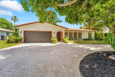 1251 NW 85th Terrace Coral Springs FL 33071