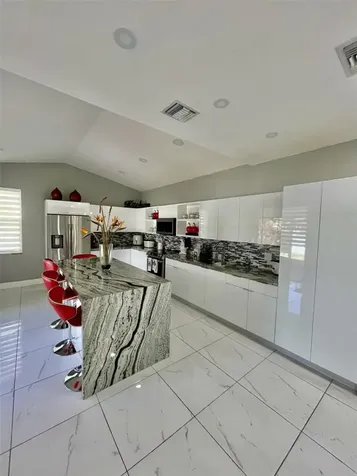 1960 NW 188th Avenue Pembroke Pines FL 33029