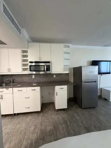 19201 Collins Avenue Sunny Isles Beach FL 33160