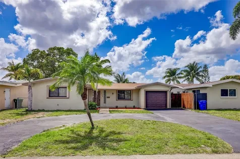 1120 NW 83rd Way Pembroke Pines FL 33024