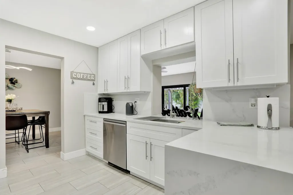 1035 NW 5th Avenue Boca Raton FL 33432