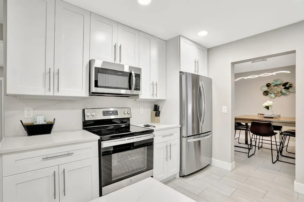 1035 NW 5th Avenue Boca Raton FL 33432