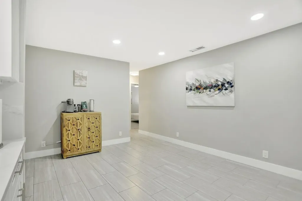 1035 NW 5th Avenue Boca Raton FL 33432