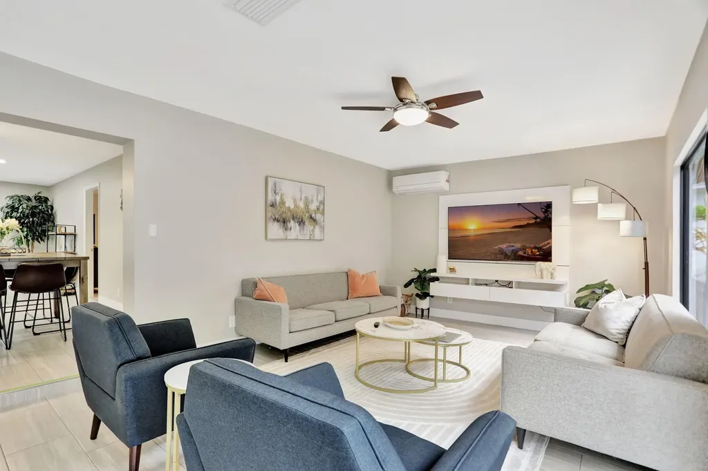 1035 NW 5th Avenue Boca Raton FL 33432