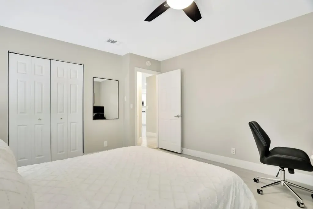 1035 NW 5th Avenue Boca Raton FL 33432