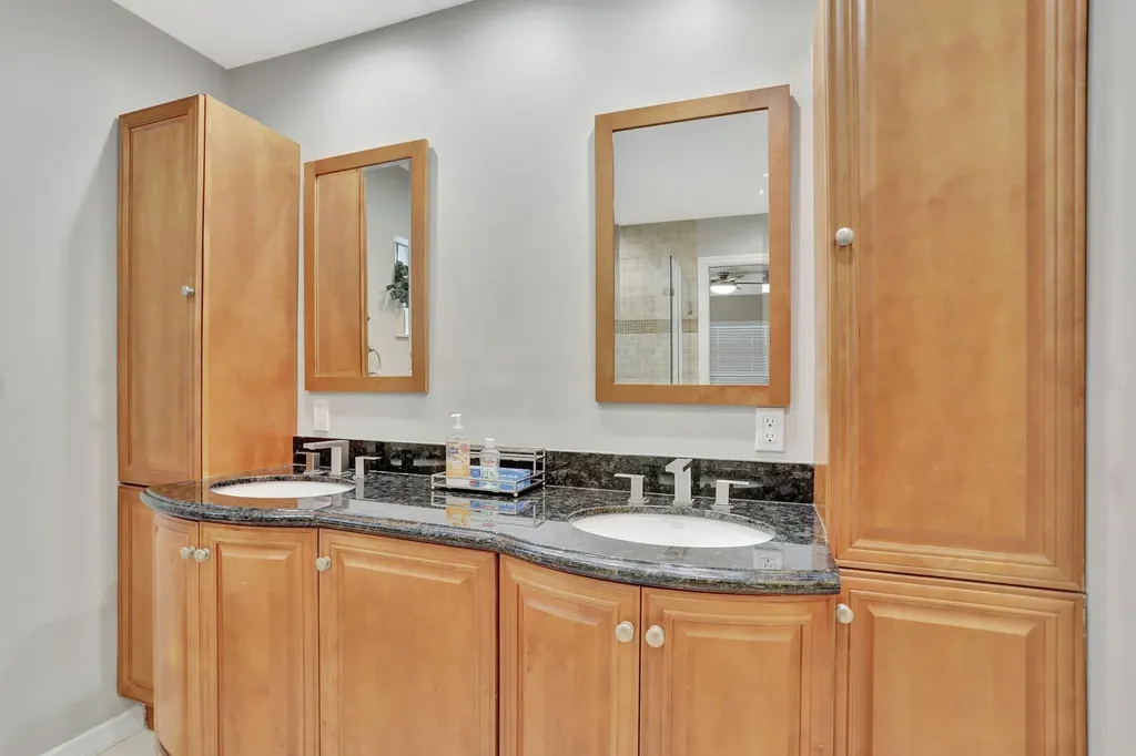1035 NW 5th Avenue Boca Raton FL 33432