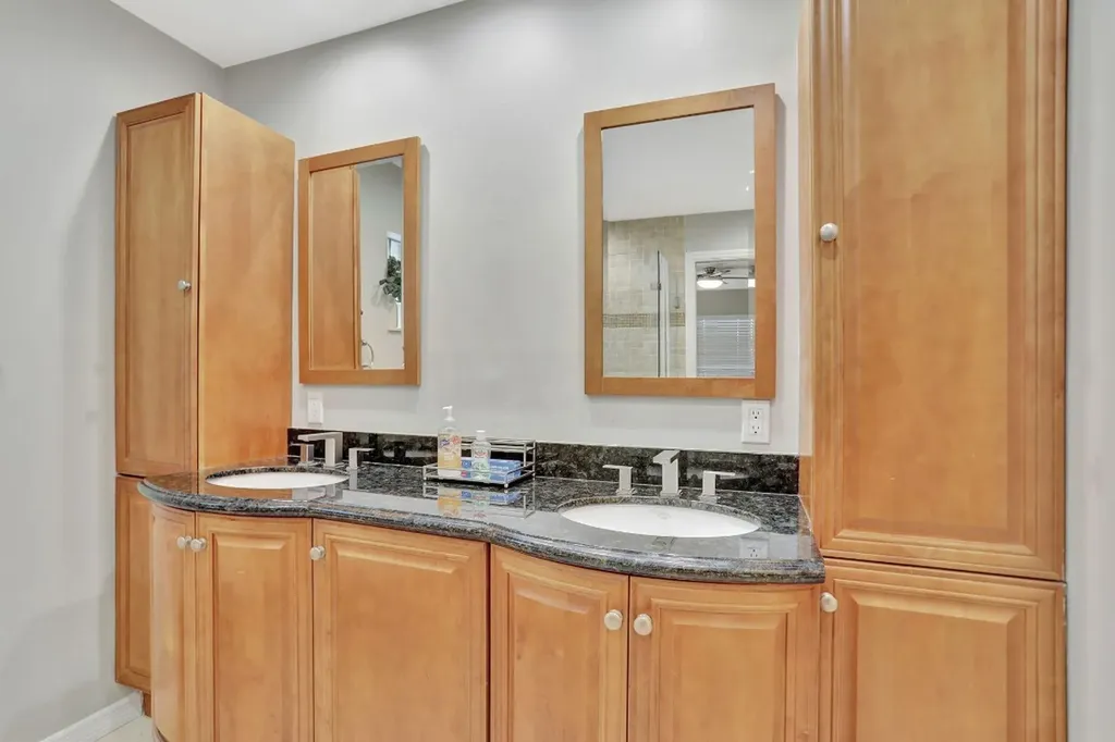 1035 NW 5th Avenue Boca Raton FL 33432