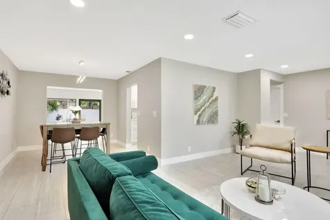 1035 NW 5th Avenue Boca Raton FL 33432