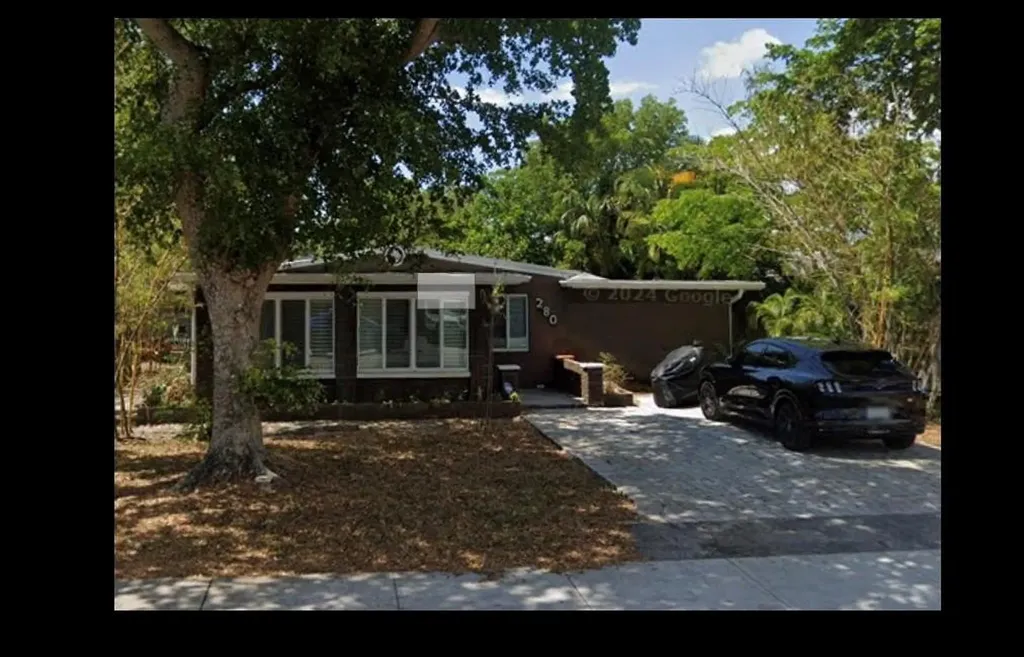 280 NW 41st Street Oakland Park FL 33309