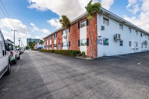 810 Lake Shore Drive West Palm Beach FL 33403