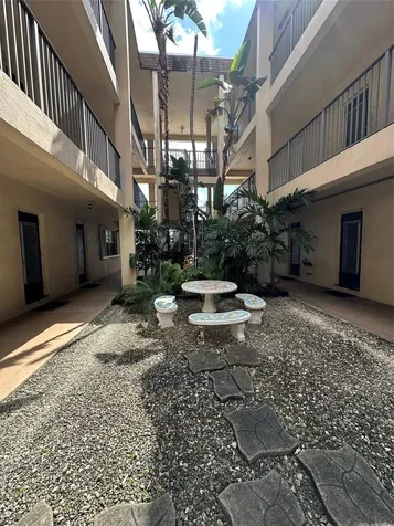 348 S Federal Highway Dania Beach FL 33004