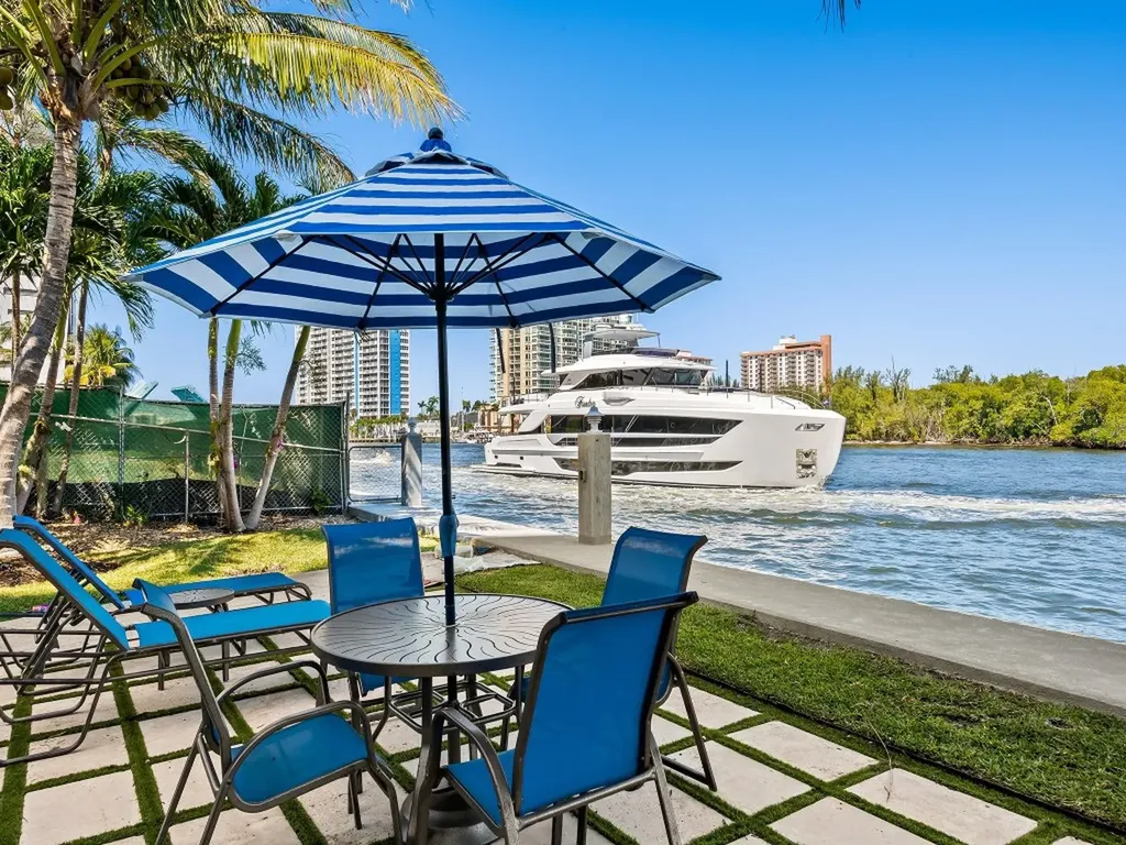 888 Intracoastal Drive Fort Lauderdale FL 33304