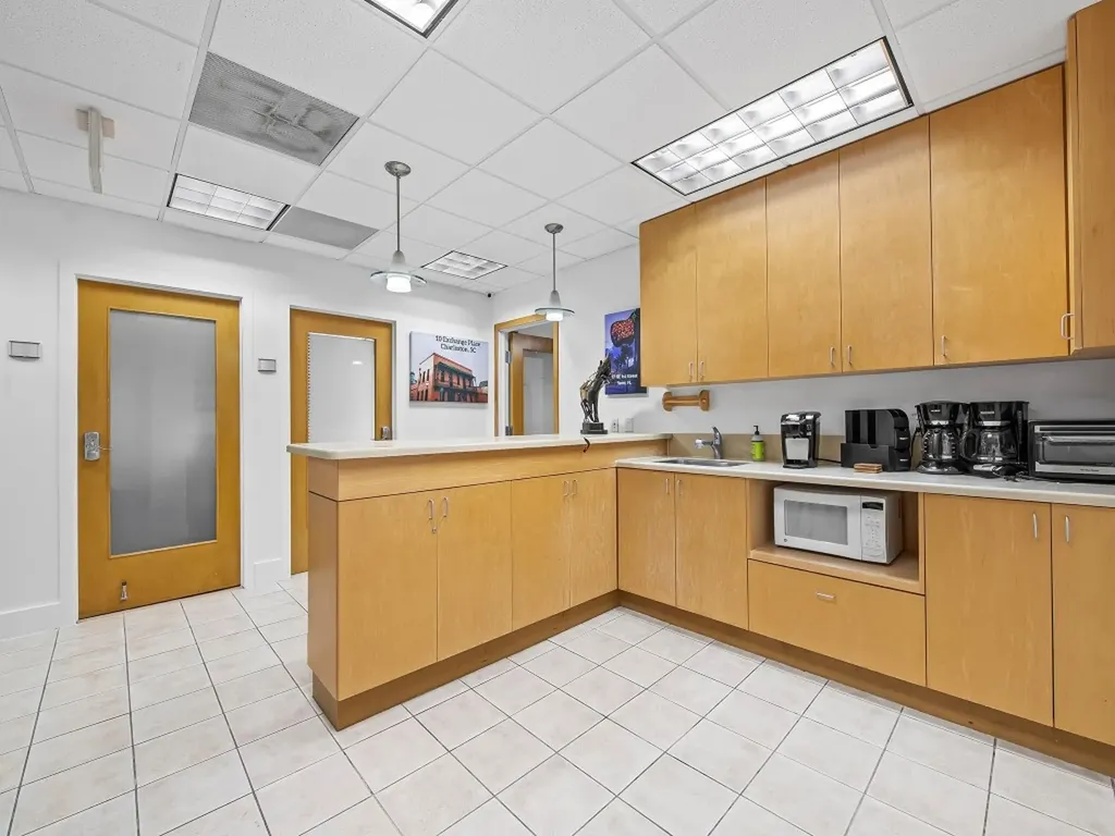 2801-2809 E Commercial Boulevard Fort Lauderdale FL 33308