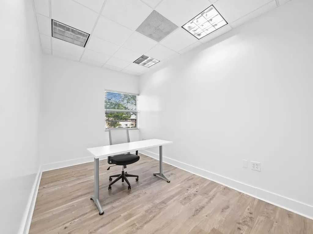 2801-2809 E Commercial Boulevard Fort Lauderdale FL 33308