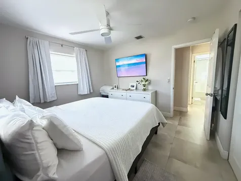 2340 N 58th Terrace Hollywood FL 33021