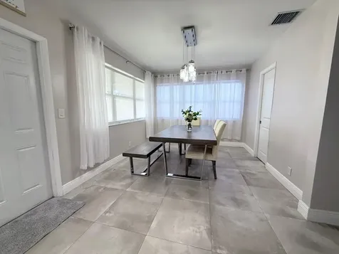 2340 N 58th Terrace Hollywood FL 33021