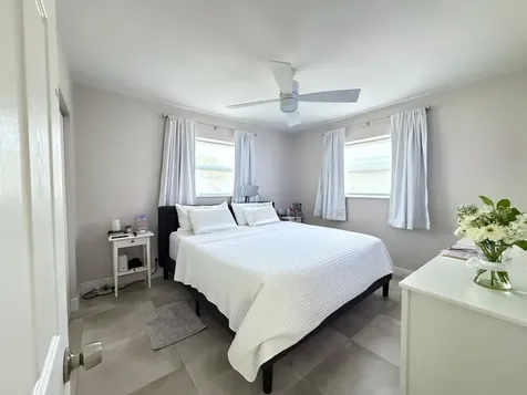 2340 N 58th Terrace Hollywood FL 33021