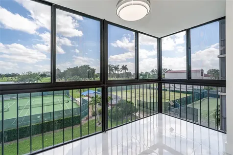 8900 Washington Boulevard Pembroke Pines FL 33025