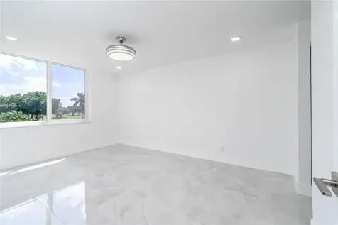 8900 Washington Boulevard Pembroke Pines FL 33025