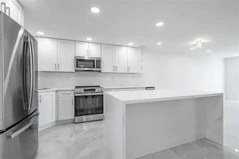 8900 Washington Boulevard Pembroke Pines FL 33025