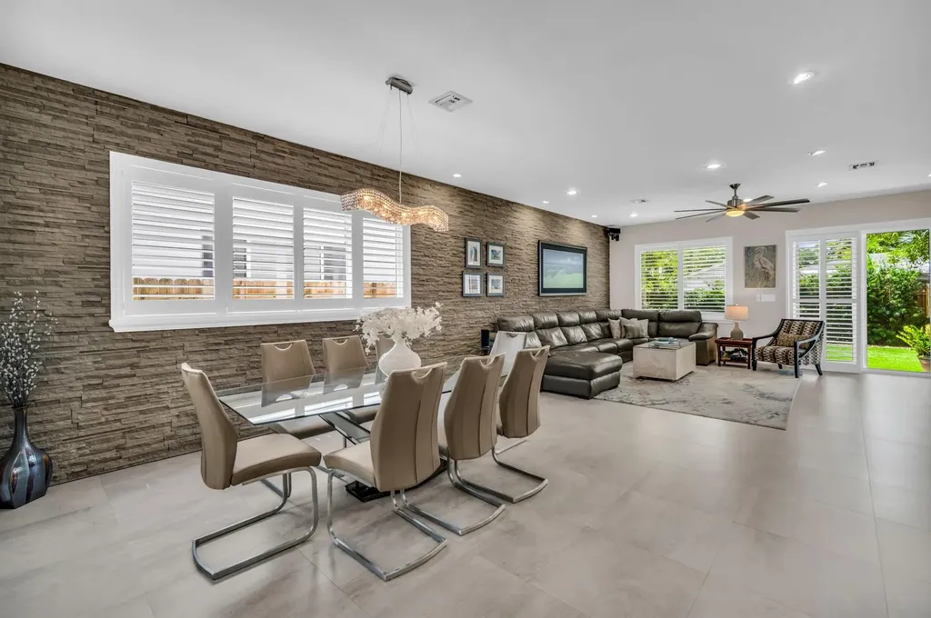 807 SW 7th Avenue Fort Lauderdale FL 33315