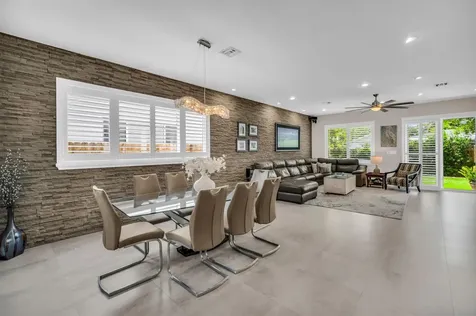 807 SW 7th Avenue Fort Lauderdale FL 33315