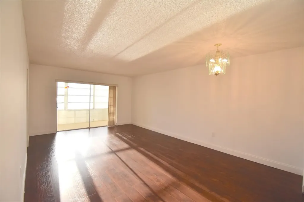 3051 Sunrise Lakes Drive Sunrise FL 33322